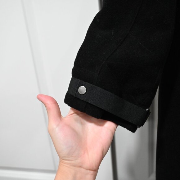 Japanese OTT Medium Black Classic Coat with Storable Hood - Picture 5 of 13